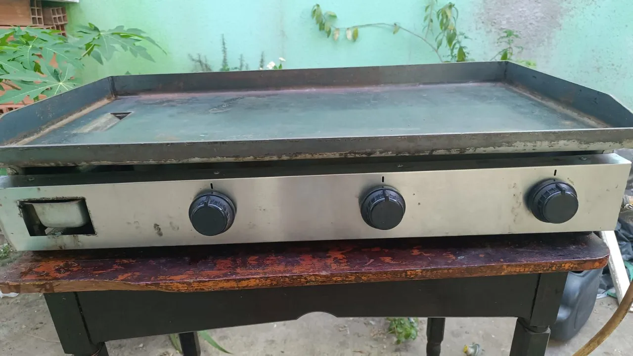 Chapa Industrial a Gás - Perfeita para seu negócio!