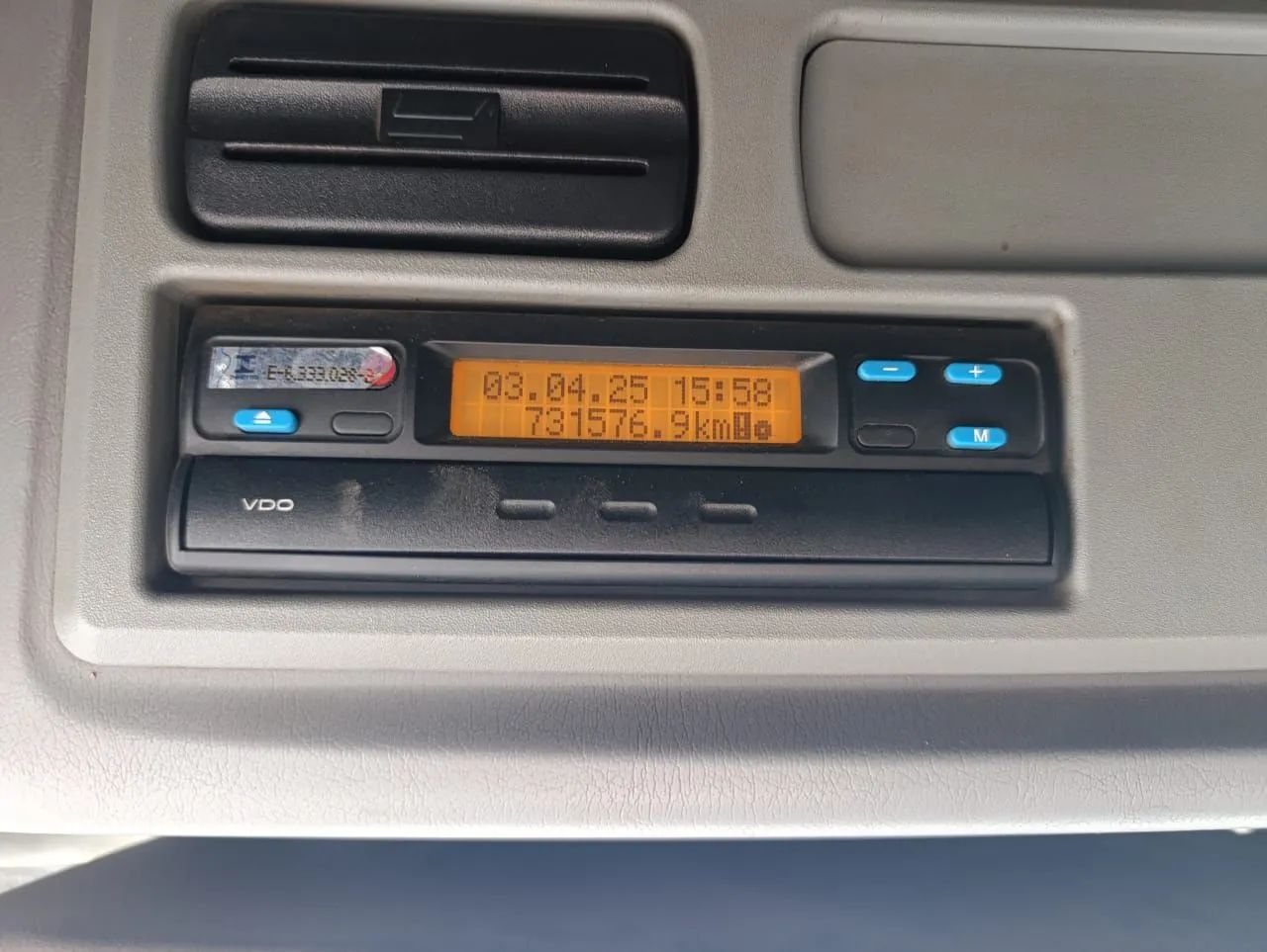 Atego Teto Alto, cabine leito - Foto 7