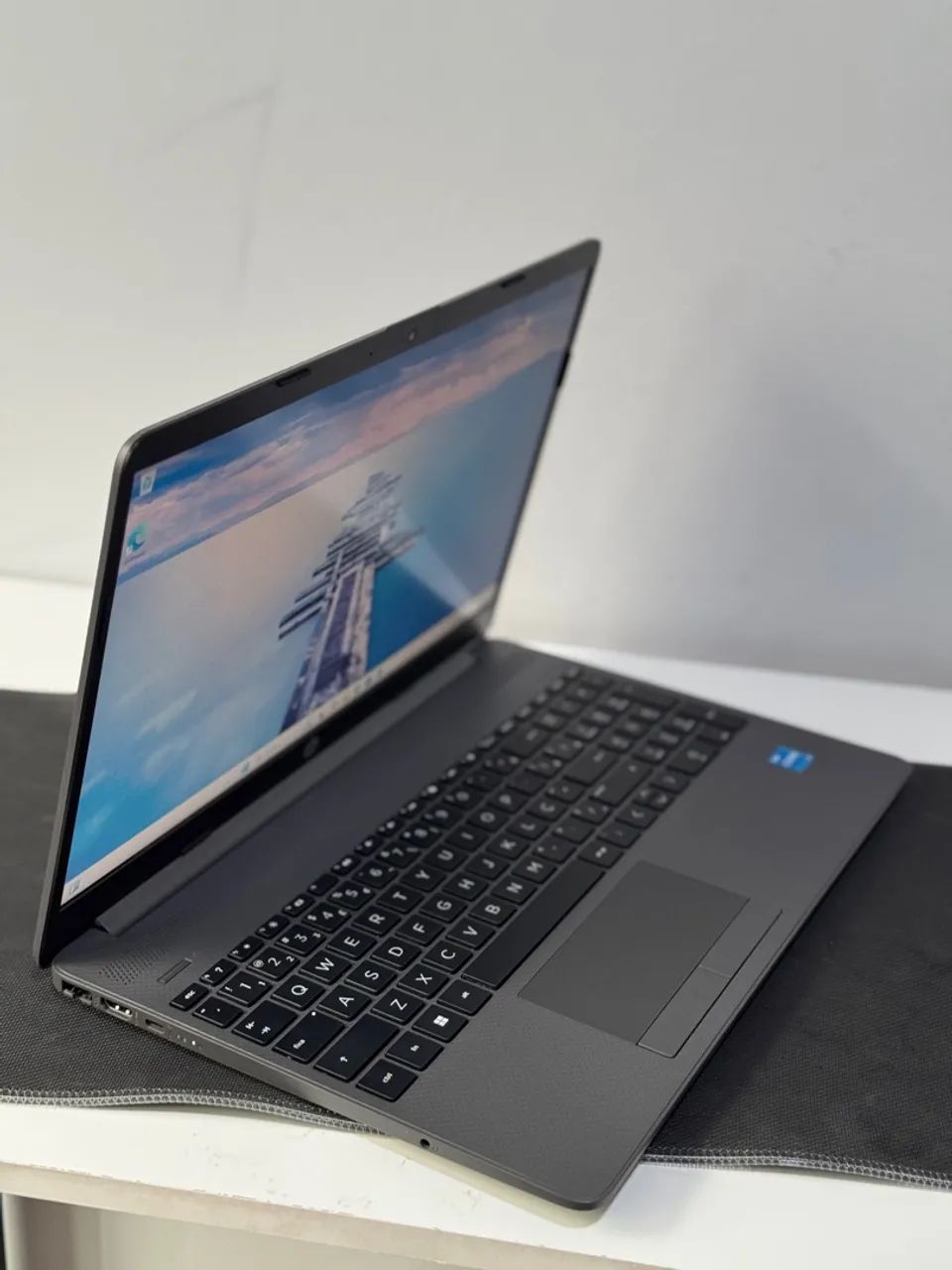 Notebook HP - i3 de 13ª geração- 8GB RAM - SSD 256 - Foto 3