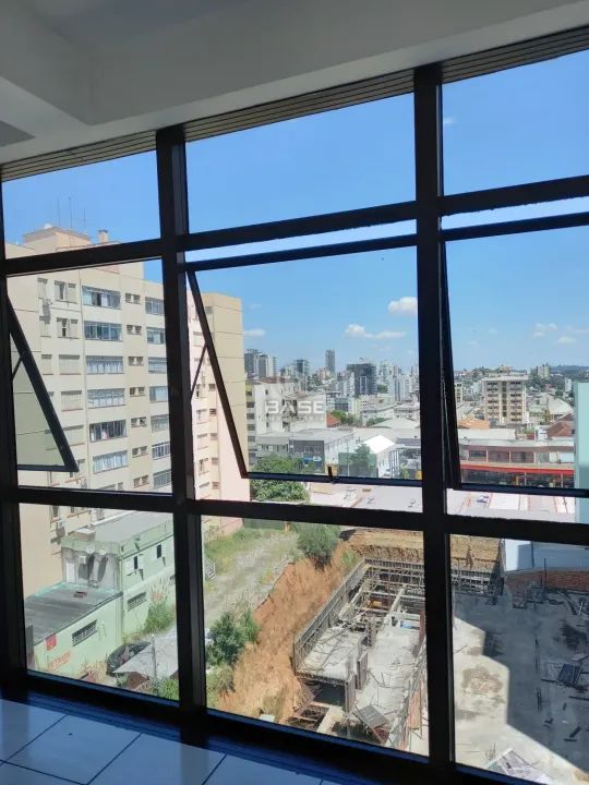 Sala Comercial com banheiro, 67m², com sala de atendimento separada da sala de espera, pis - Foto 4