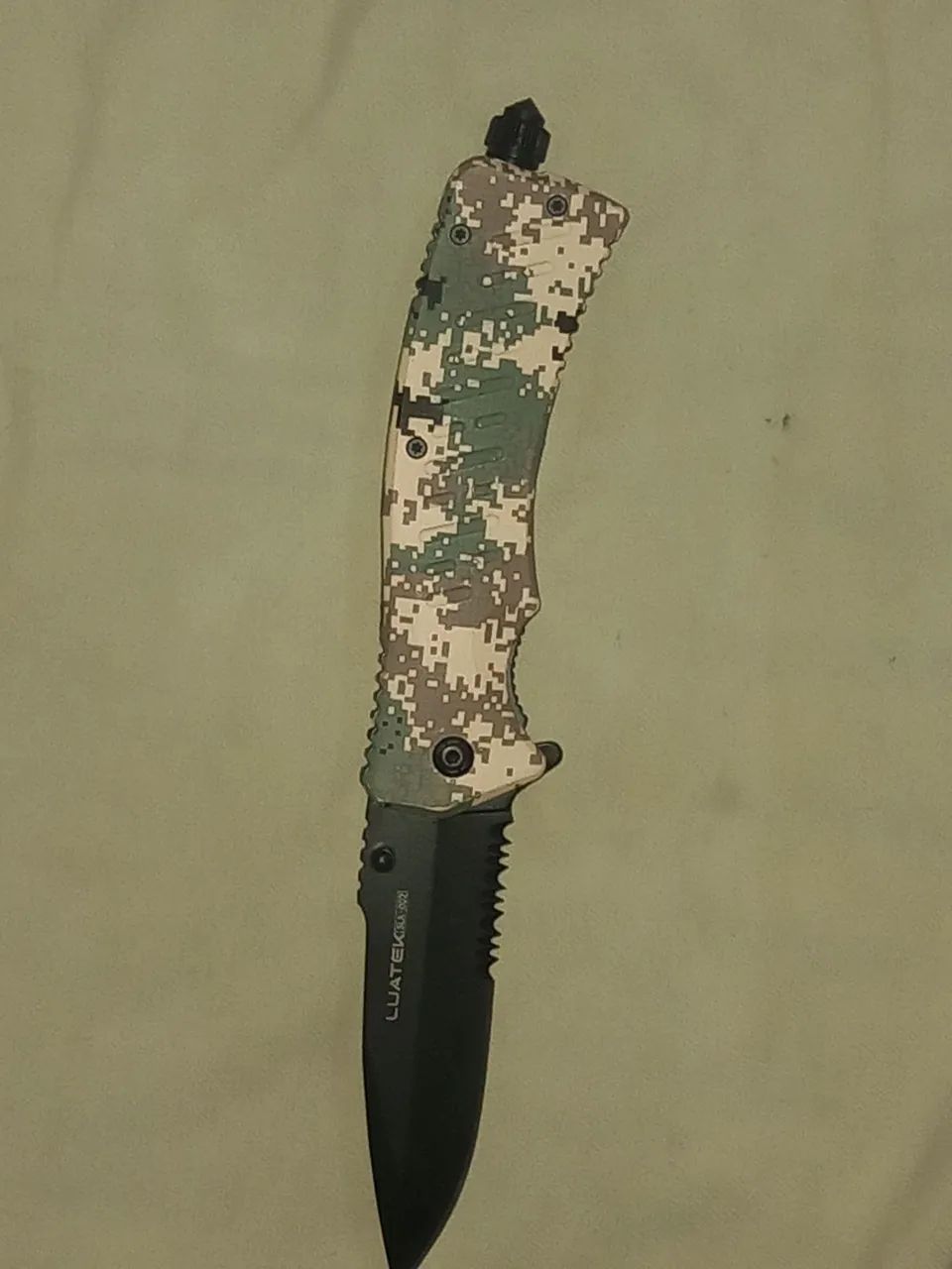 Faca de Camping Camuflada - Foto 2