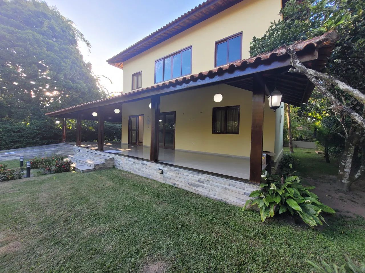 Alugo casa em condomínio de Aldeia, beira de estrada, com 4 quartos - Foto 5