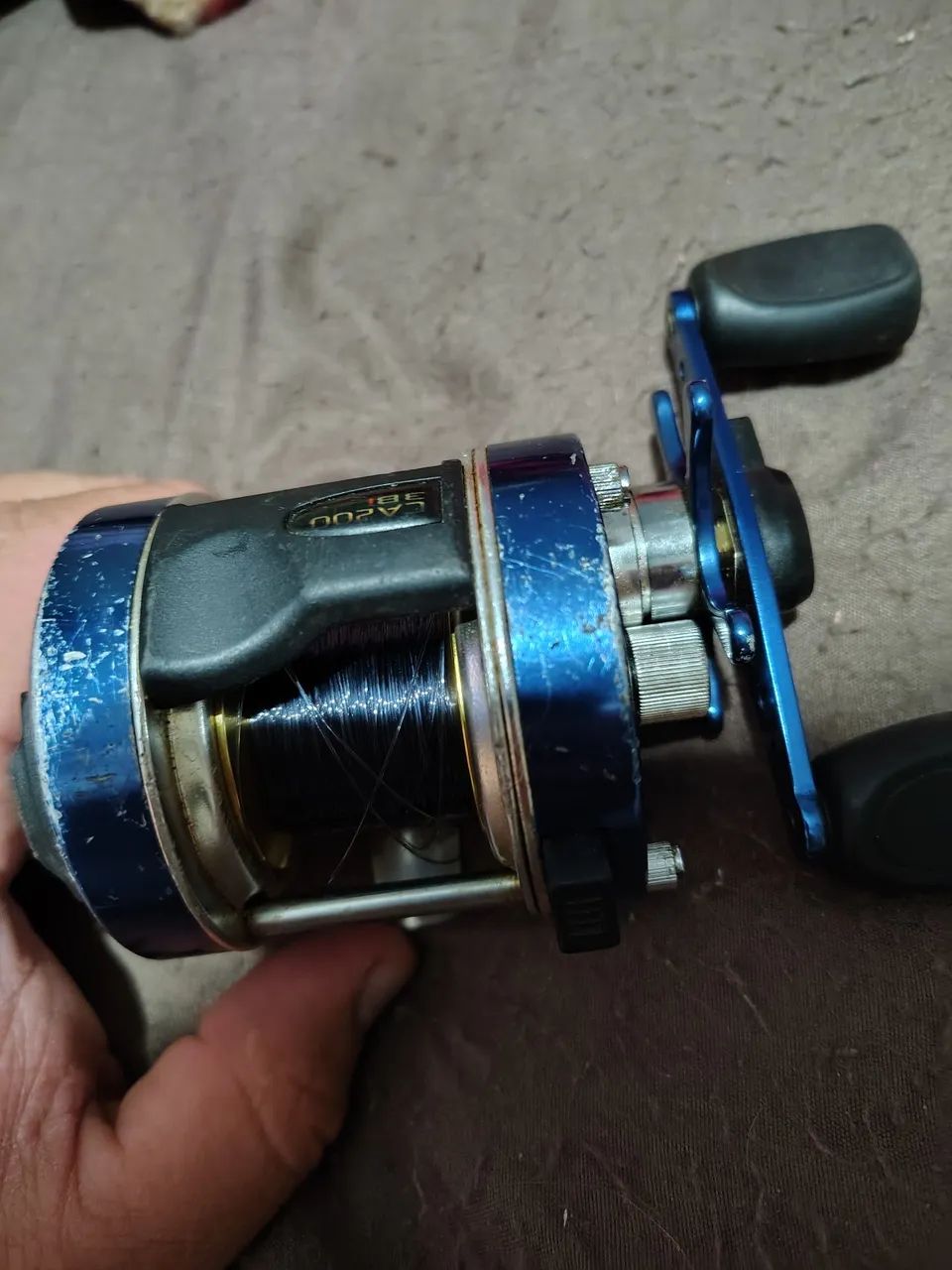 Carretilha de Pesca Azul - Usada - Foto 2