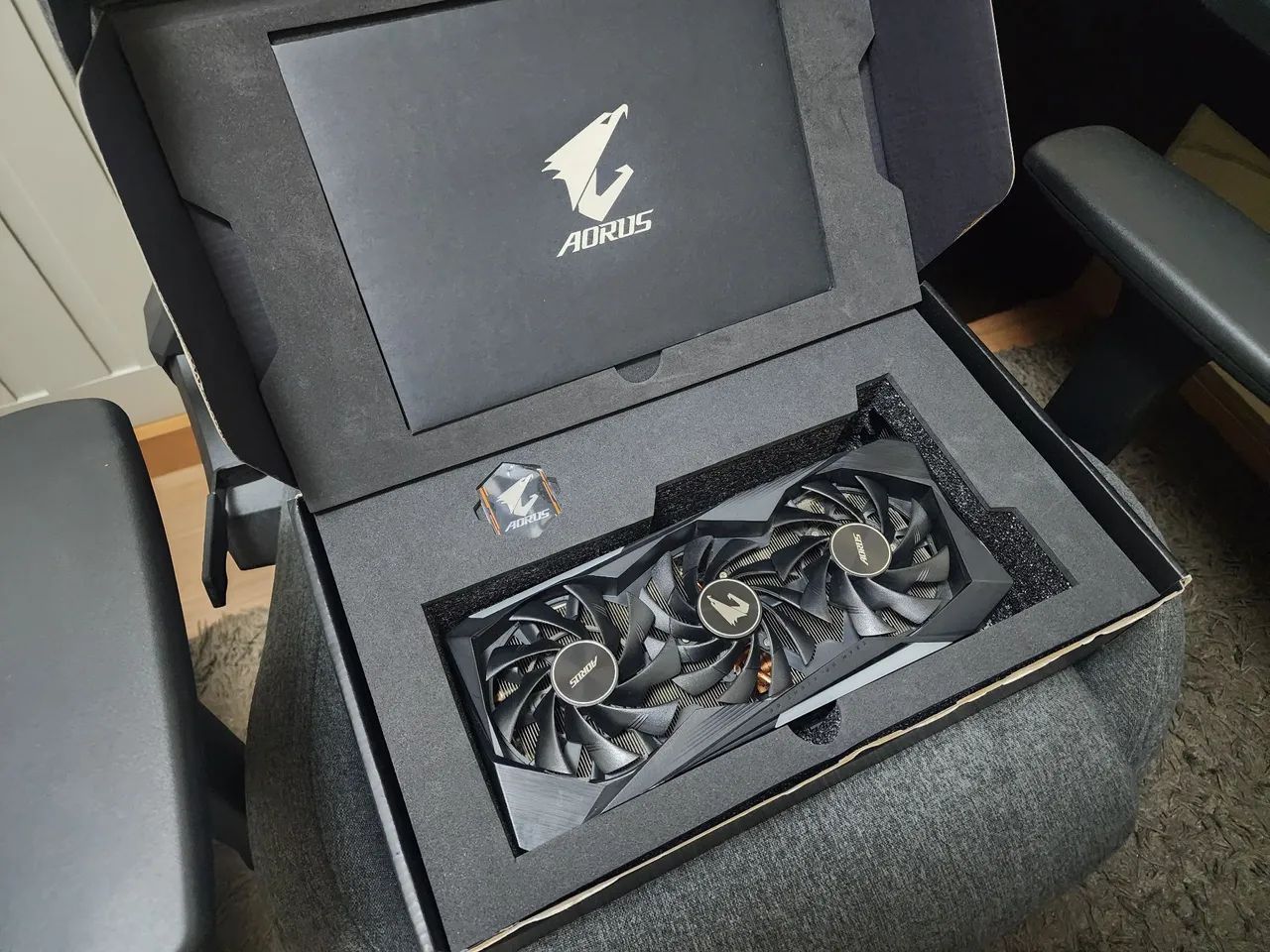 RTX 3070 AORUS MASTER (LEIA) - Foto 2