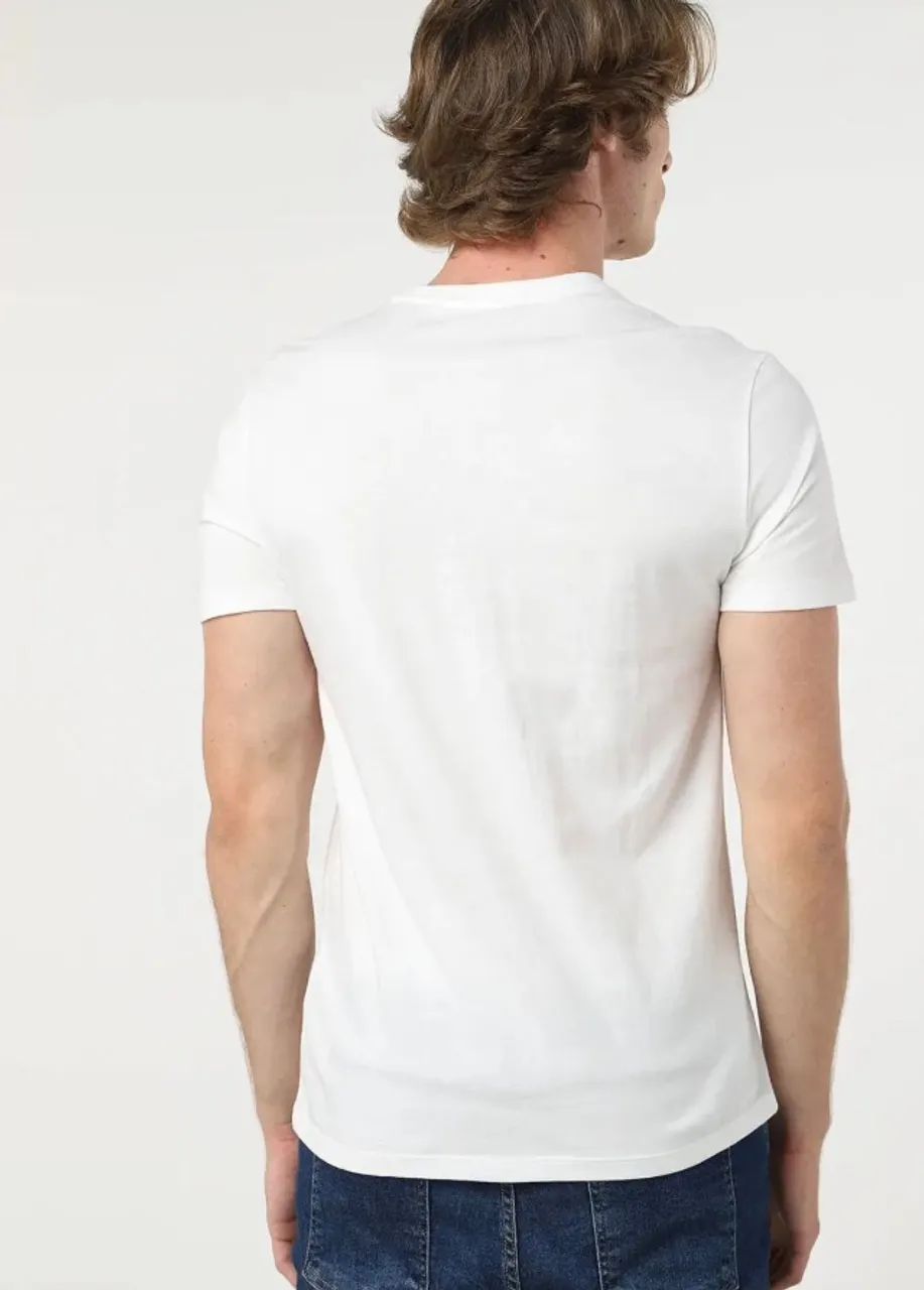 Camiseta GAP Logo Branca - Foto 3