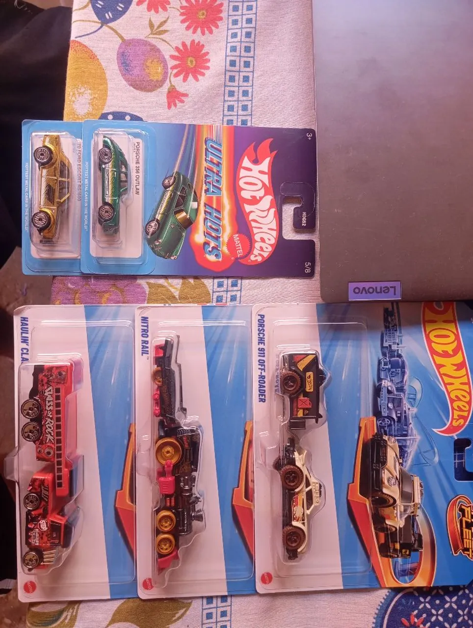 Hot Wheels - Coleção de Carrinhos
