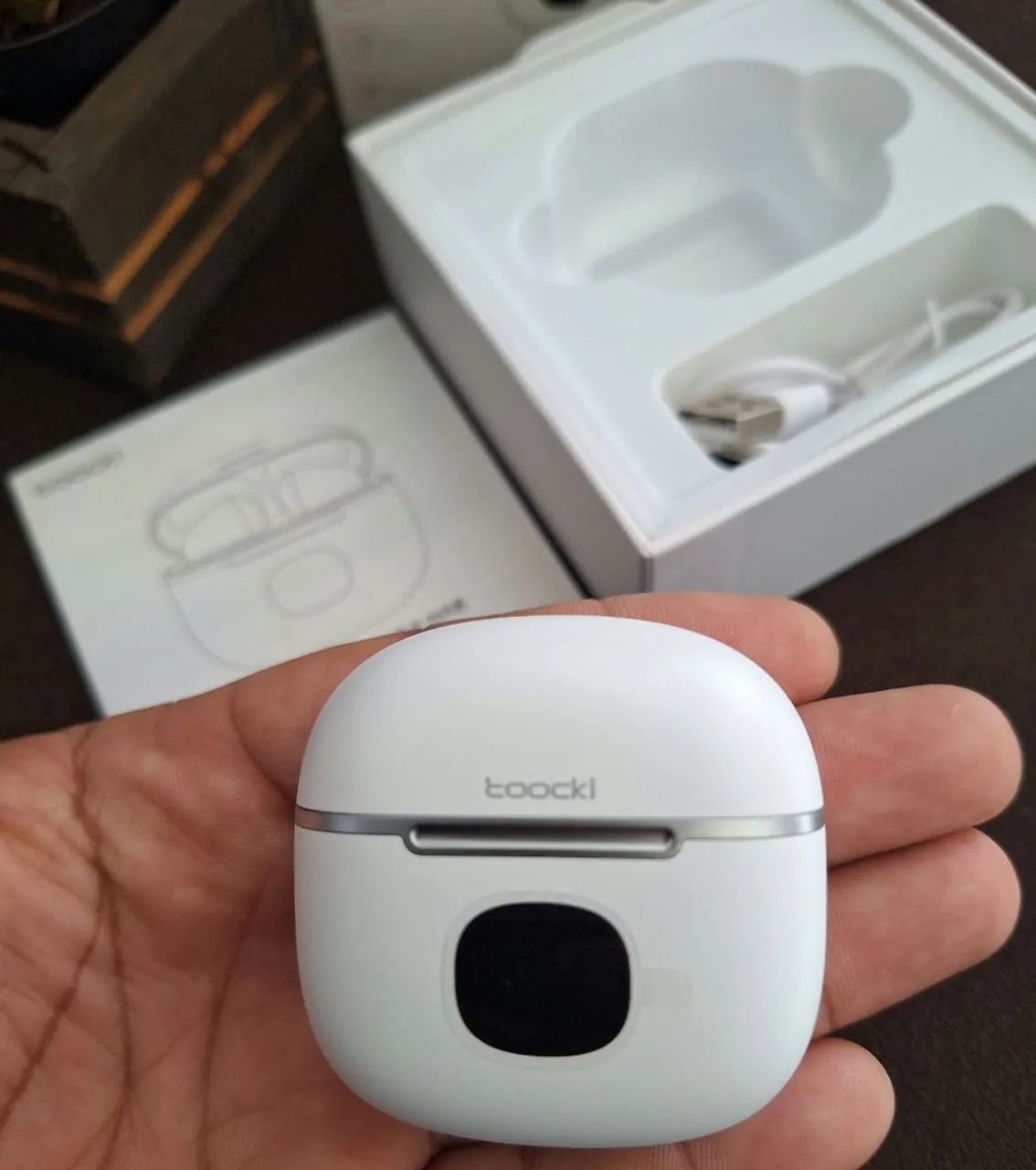 Fone de ouvido TWS Toocki com display - Foto 3