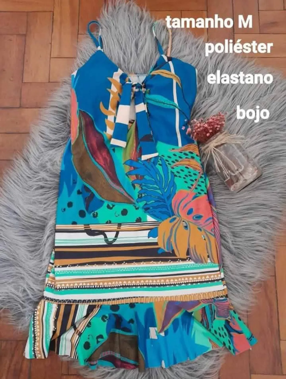 Vestido Floral M Poliéster e Elastano com Bojo