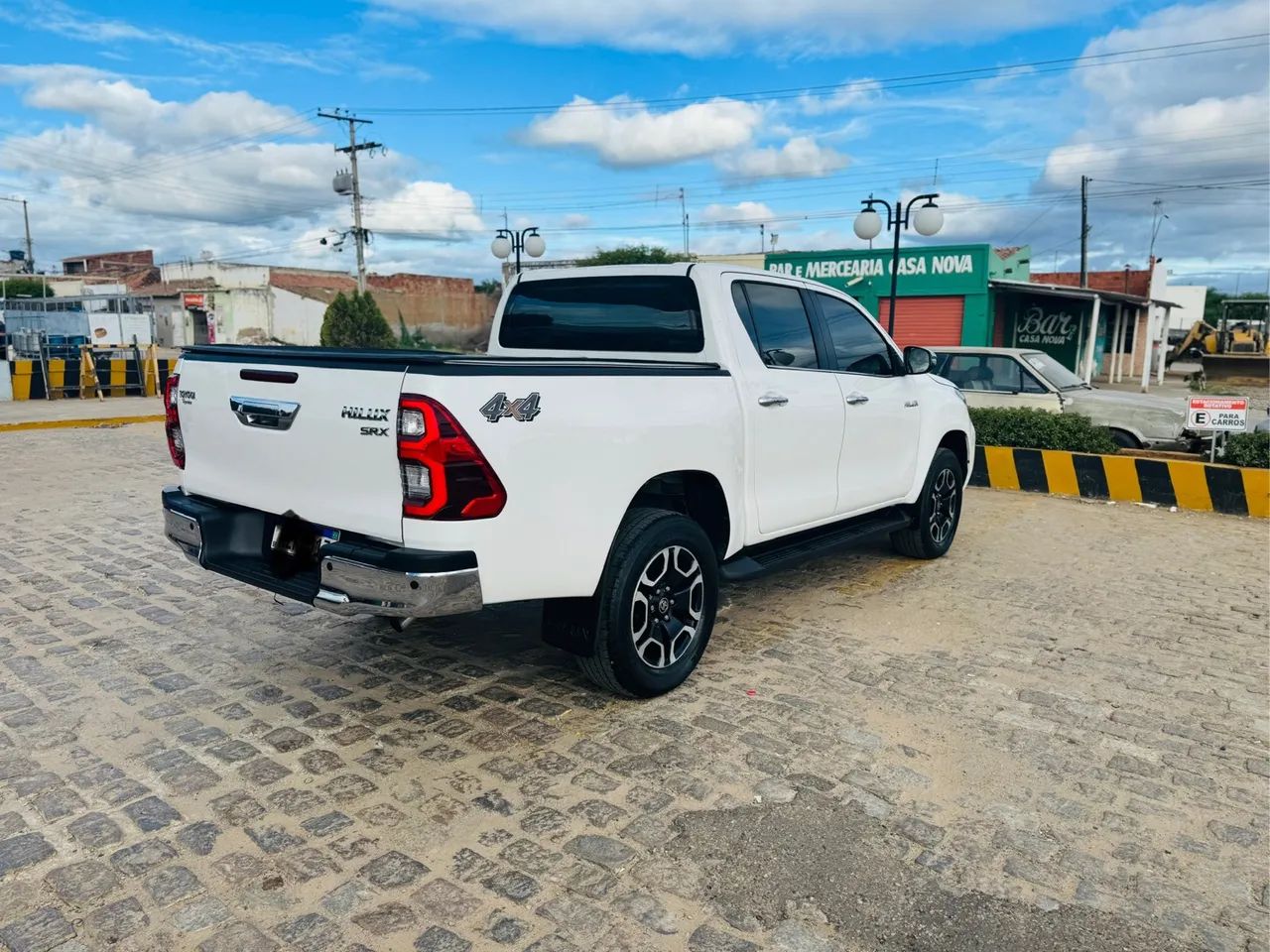 Hilux Srv 2021 - Foto 2
