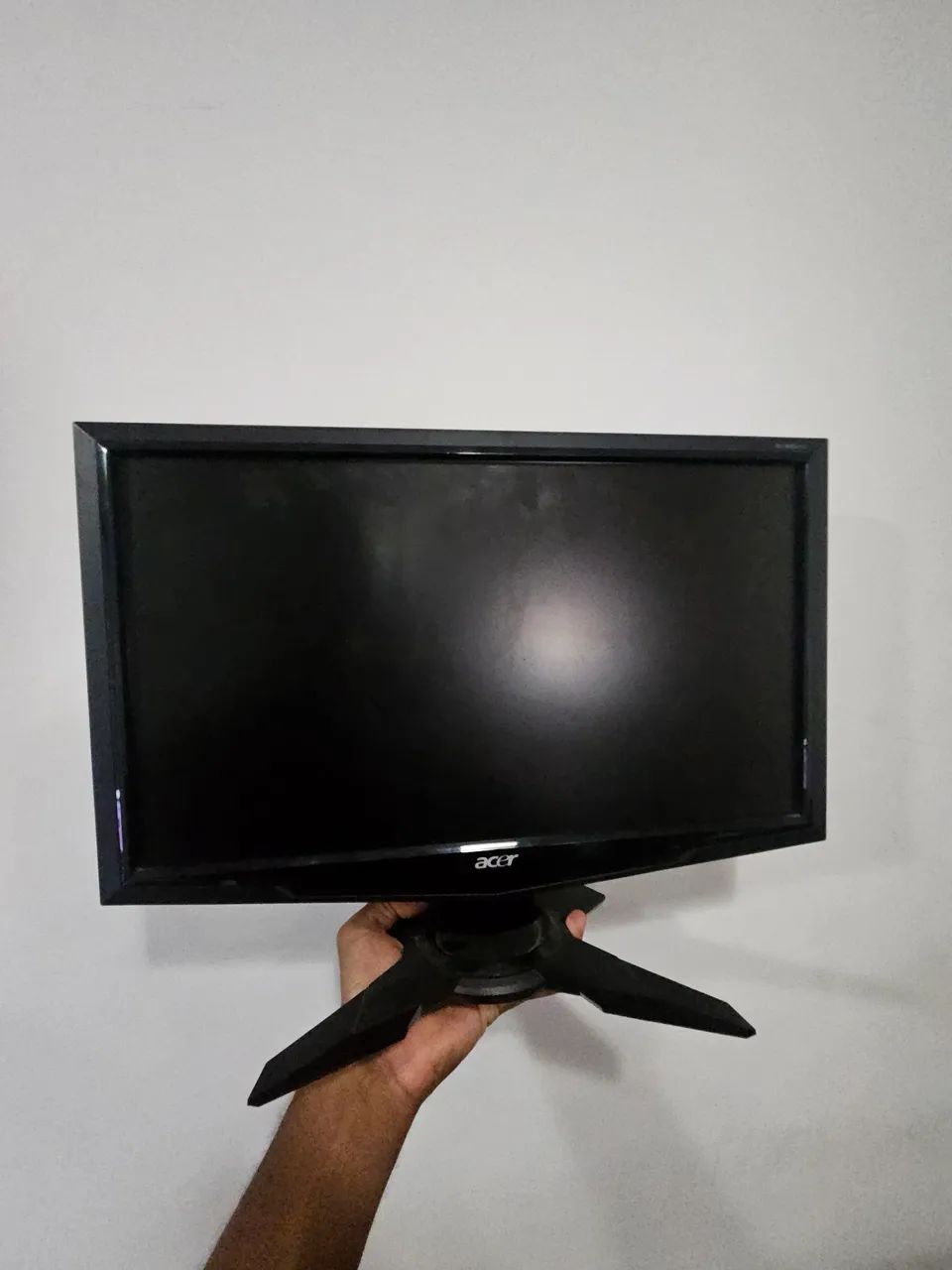 Monitor Acer g185hv 