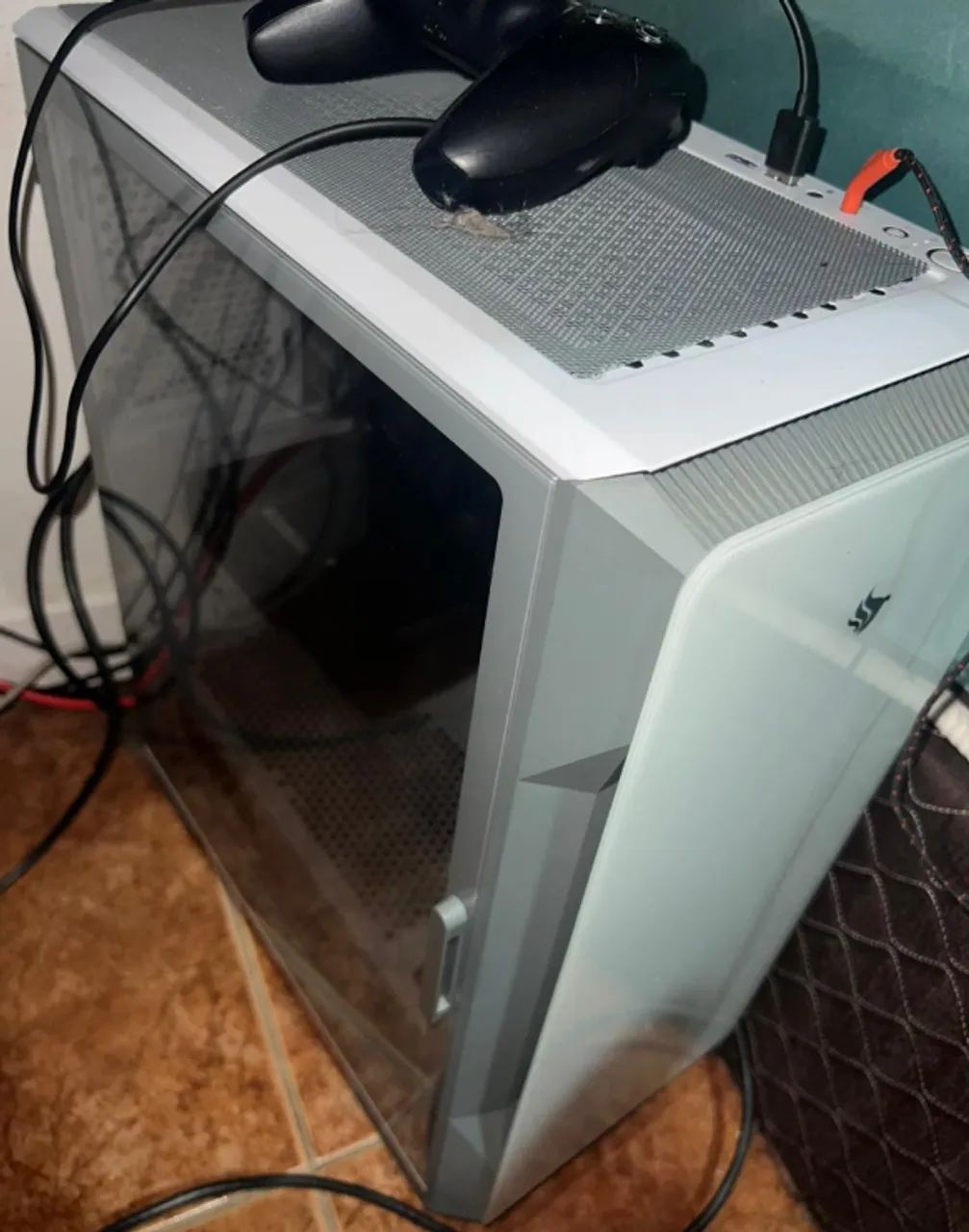 PC GAMER + MONITOR RECURVO 32" 165HTZ + CONTROLE DE PS5 PRETO + MICROFONE DE MESA JBL - Foto 2