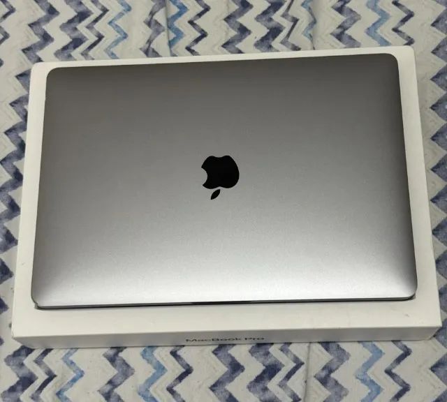 Apple Macbook Pro M1 2020 Cinza 8gb de RAM 256gb SSD - Notebooks