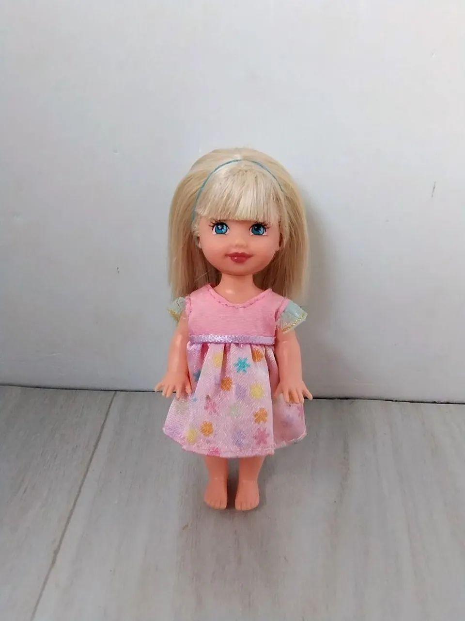 Boneca Kelly irmã da Barbie Chelsea mini