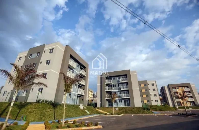 Apartamento à Venda em Uvaranas, Ponta Grossa - PR