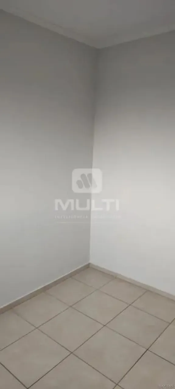 Apartamento - CHACARAS TUBALINA