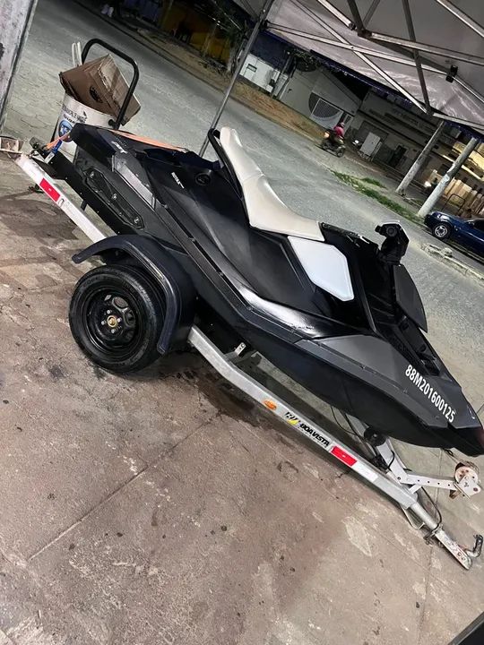 Jet Ski Seadoo Spark 900 - Impecável