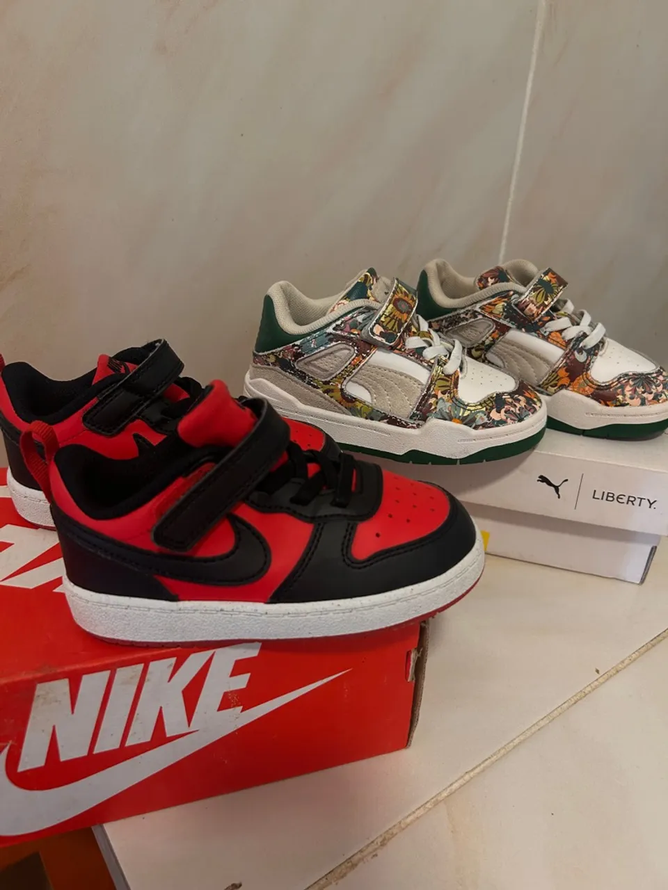 Tênis Nike e puma originais