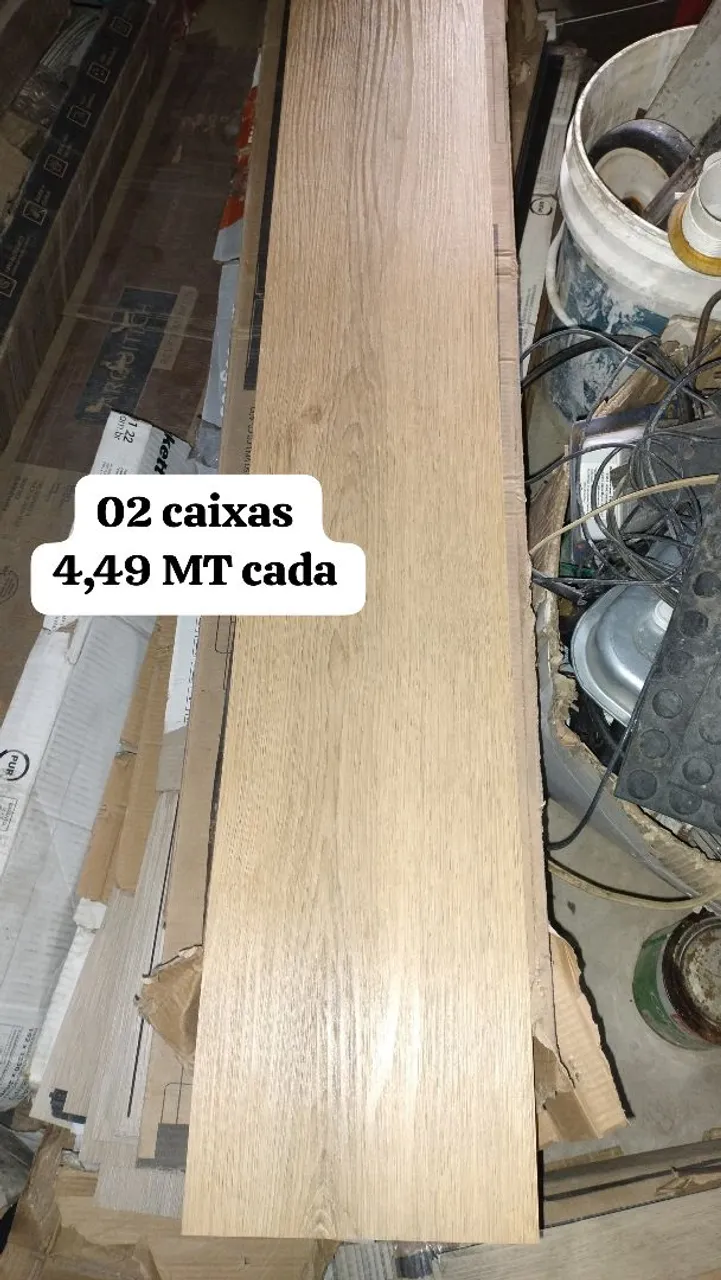 Piso Laminado 02 Caixas - 4,49 MT cada