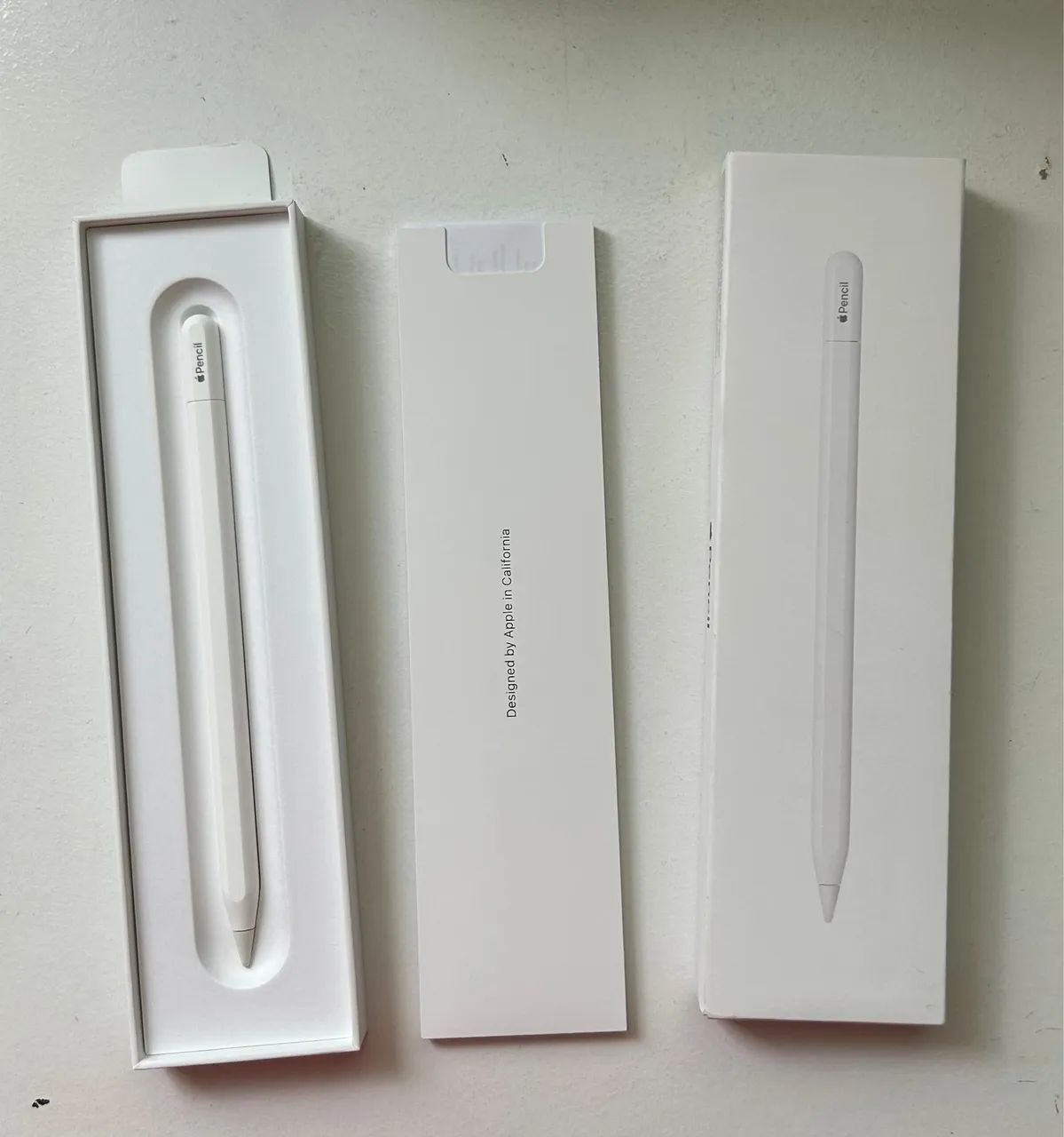 Apple Pencil USB-C - Periféricos e Acessórios de Computador