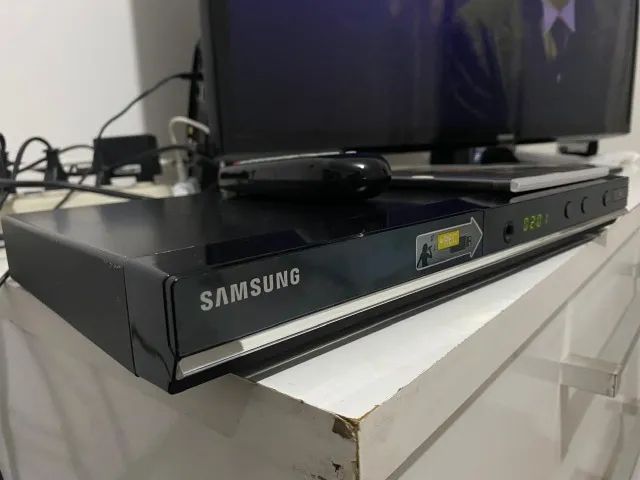 Dvd Player Samsung D530k Com Controle - Foto 4