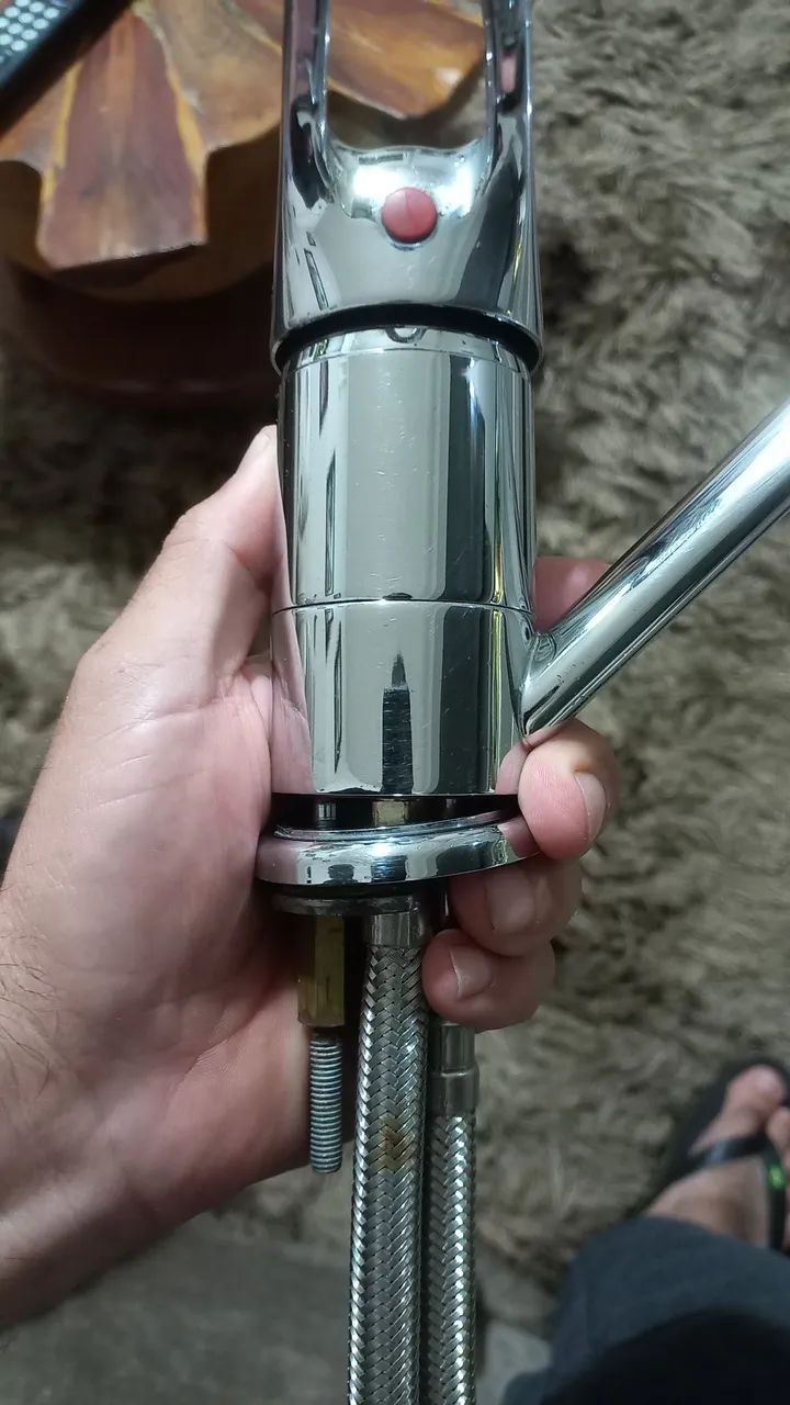 Torneira Cromada para Cozinha - Design Moderno - Foto 2