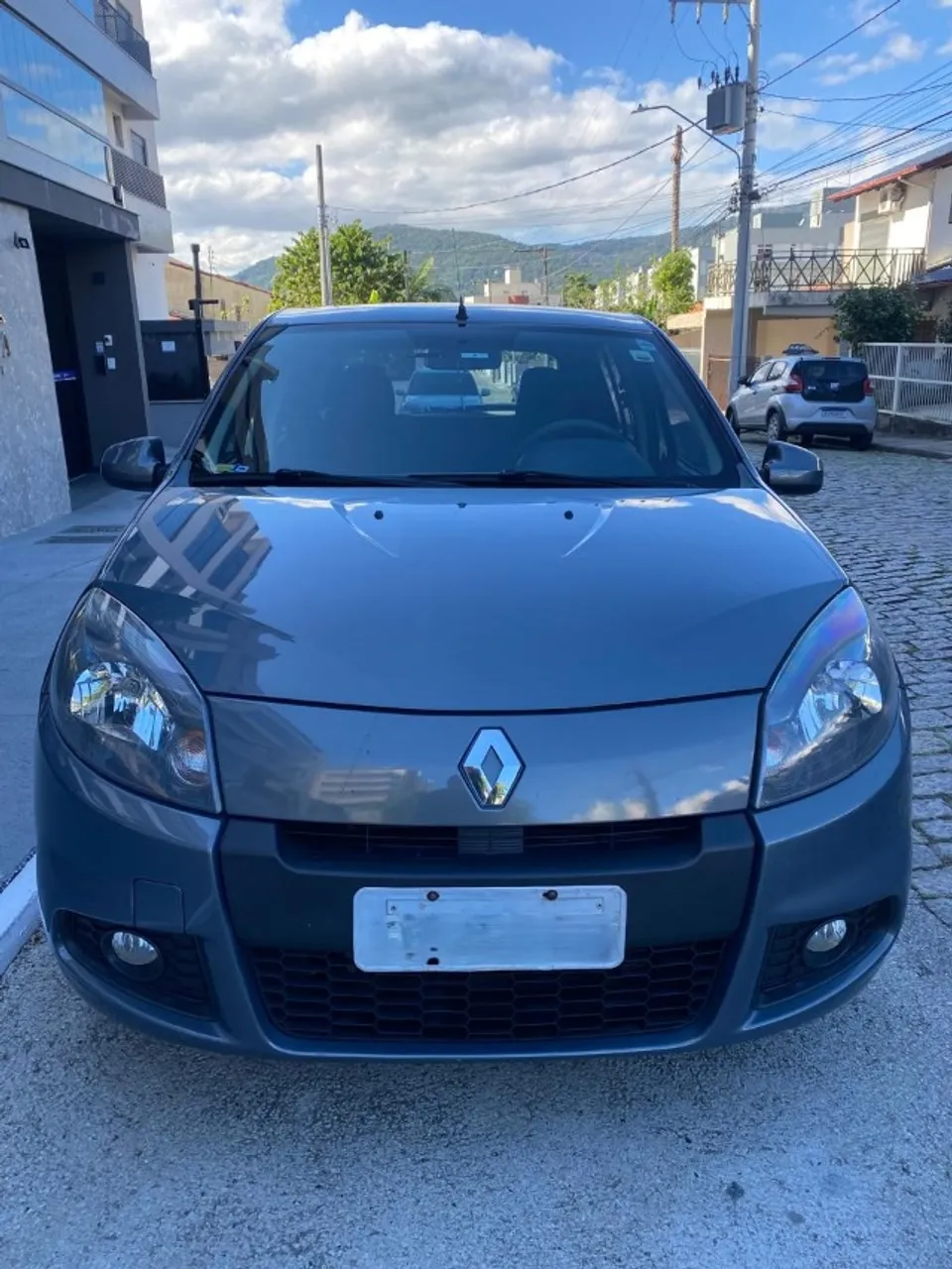 Renault Sandero 1.6 em ótimo estado