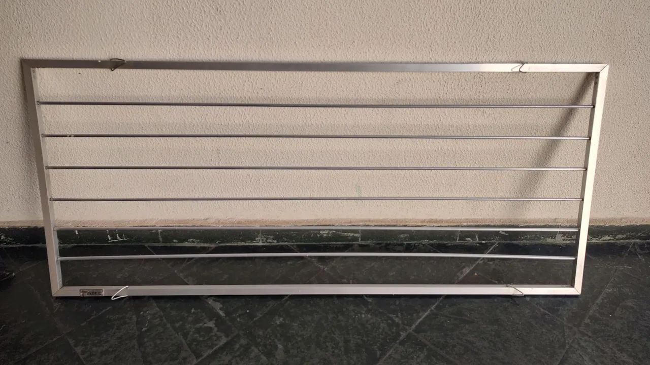 Varal de alumínio Teto  - Foto 4