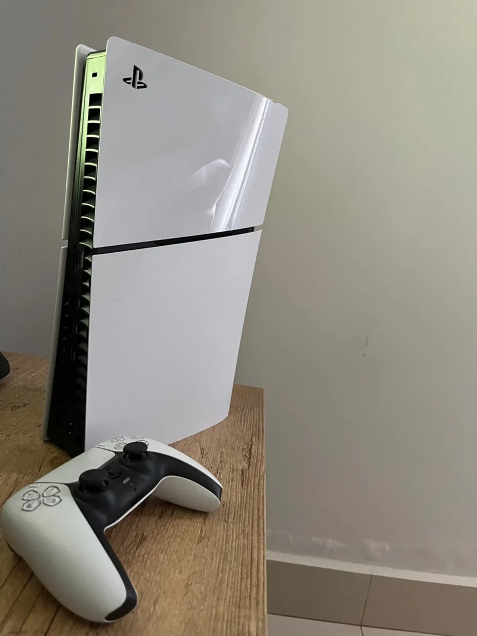 PlayStation 5 - Novo e Impecável!