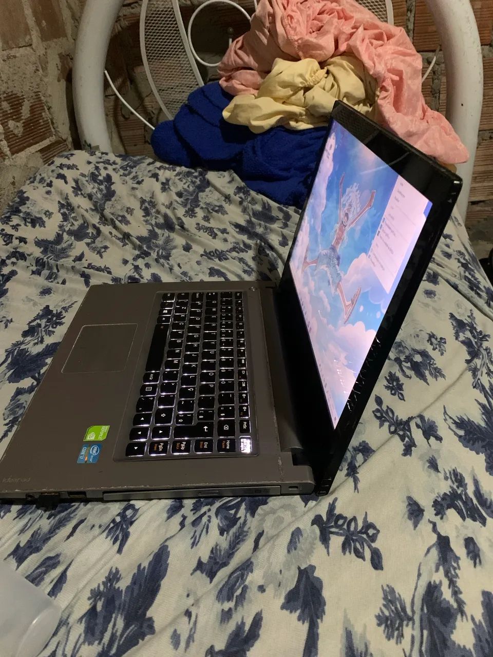 Notebook Positivo Ideapad z400, Core i7 3º Gerac, Placa de vídeo