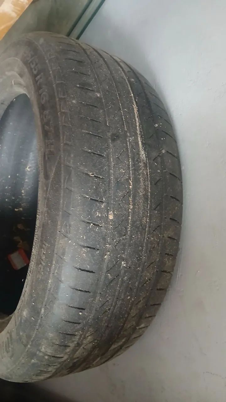 2 pneus R16 usado 225/65  - Foto 3