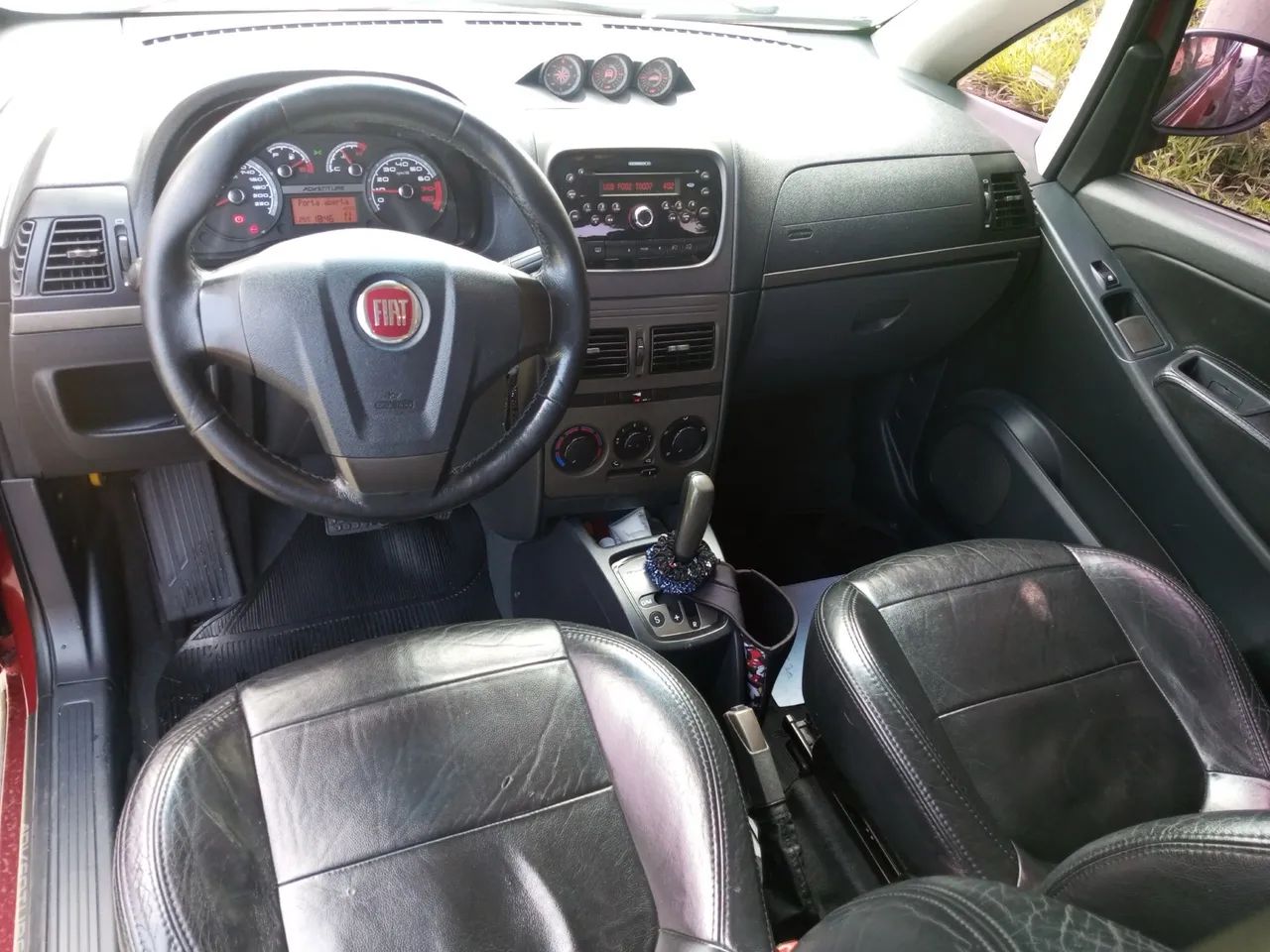 Fiat Idea Adv./ Adv.lock.dualogic 1.8 Flex 5P 2013 - Foto 3