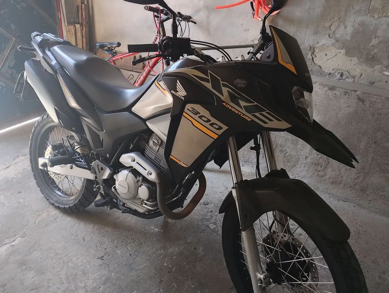XRE 300 ADVENTURE - Foto 2