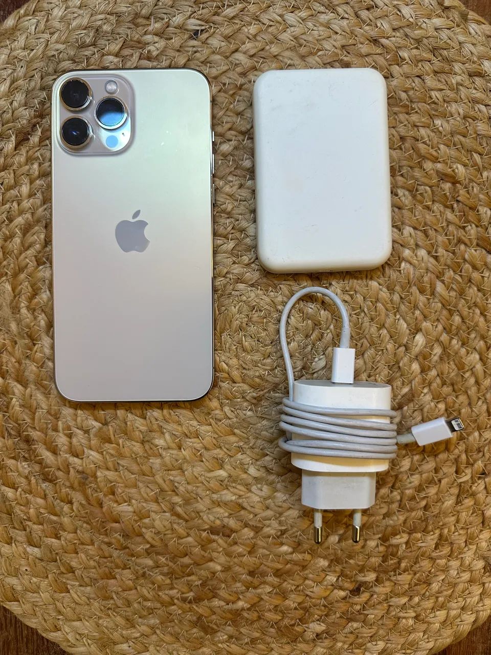 IPhone 13 Pro Max 256gb branco  - Foto 2