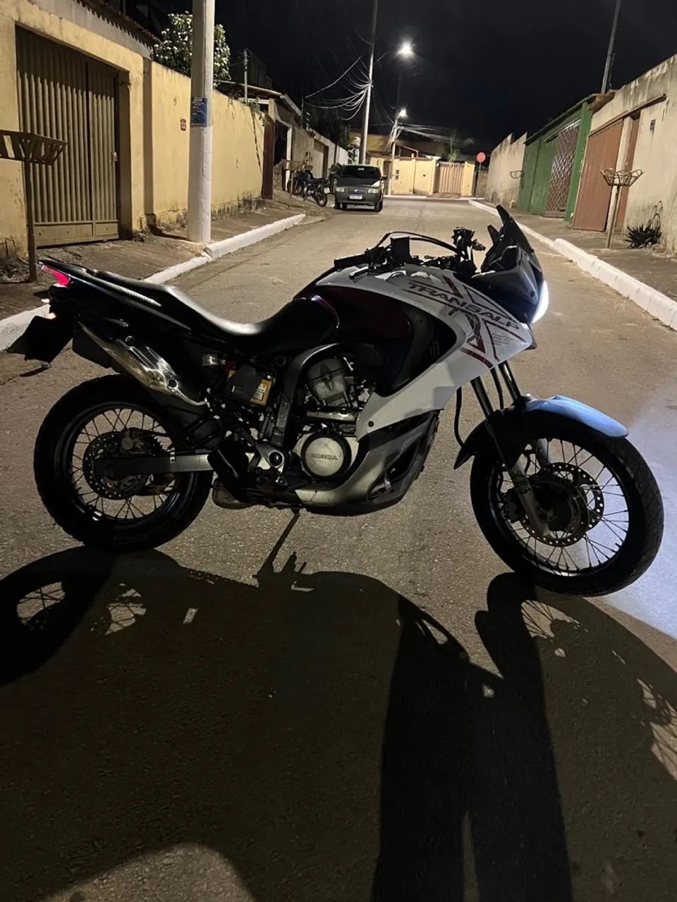 Honda Transalp - Foto 2