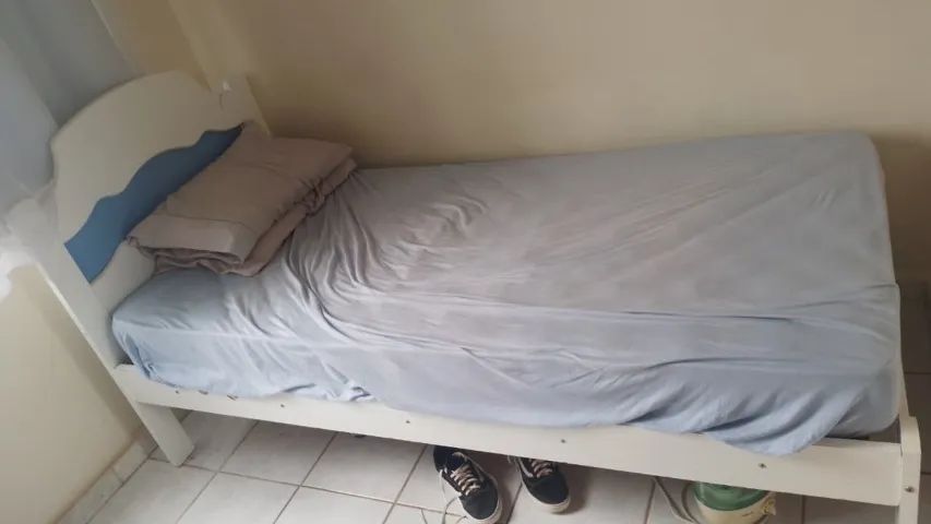 Cama de solteiro com colchão e forro para o estrado - Foto 2
