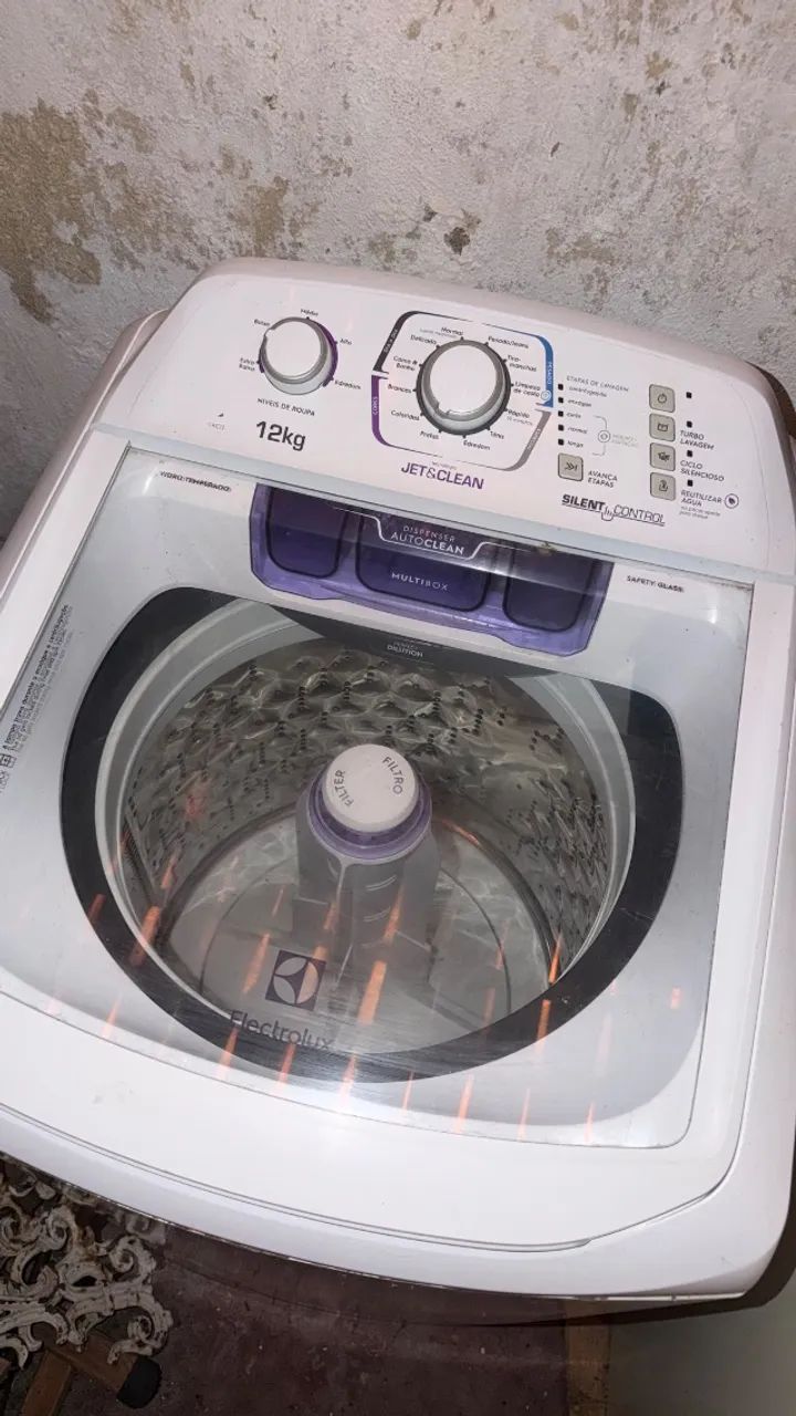 Máquina de lavar Electrolux 12kg jetclean