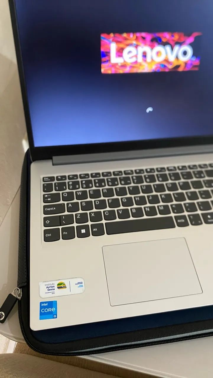 Notebook Lenovo - Foto 3