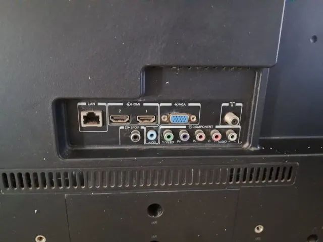 tv toshiba 40 polegadas com os ledes queimados. sem o controle - Foto 4