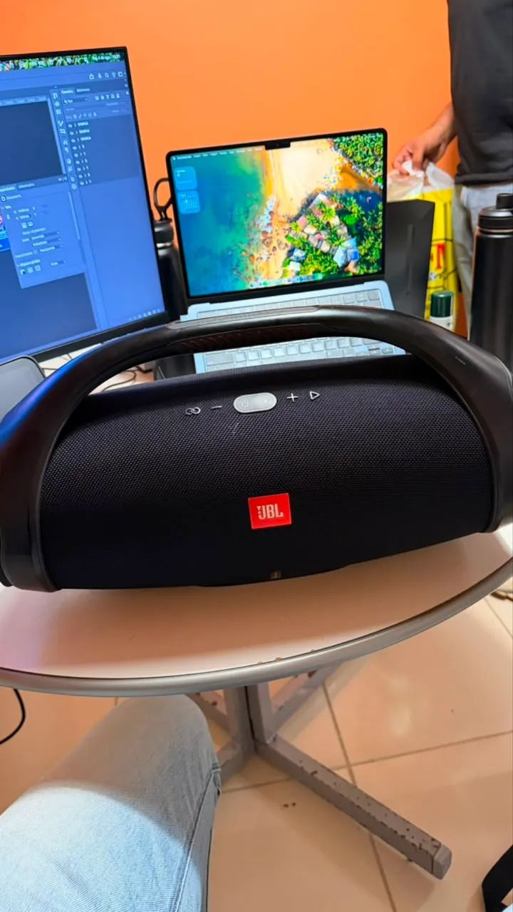JBL BOMBOX2