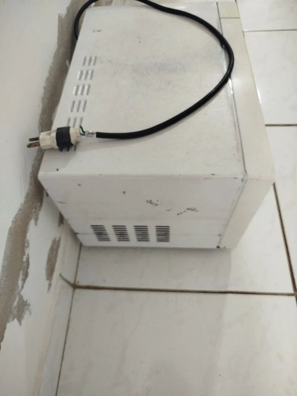 VENDO MICROONDAS 32 LITROS - Foto 3