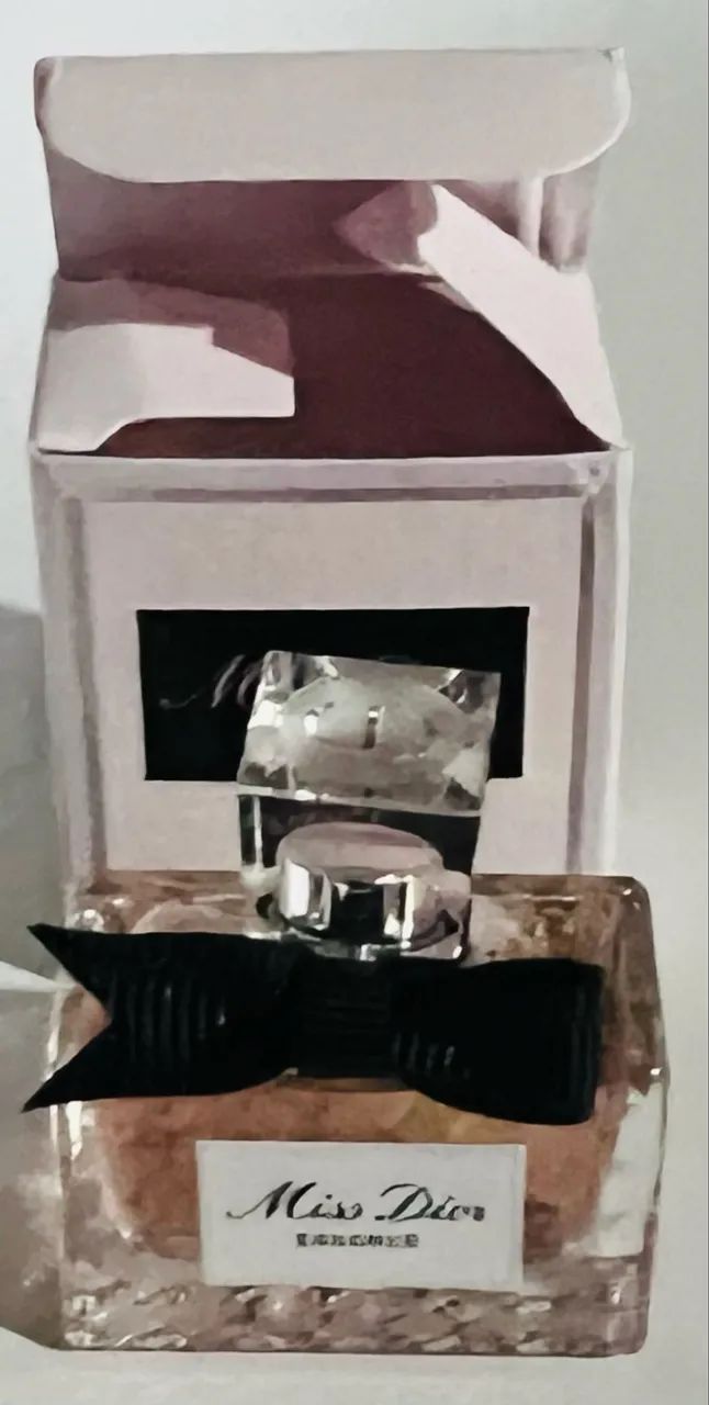 Perfume Miss Dior Essence 5ml miniatura  - Foto 2