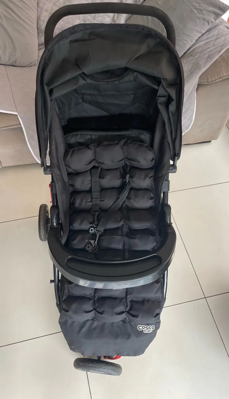 Carrinho de bebê + bebê conforto