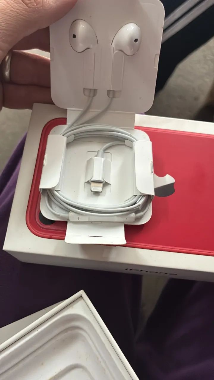 iPhone 11 64gb (Product Red recondicionado) - Foto 3