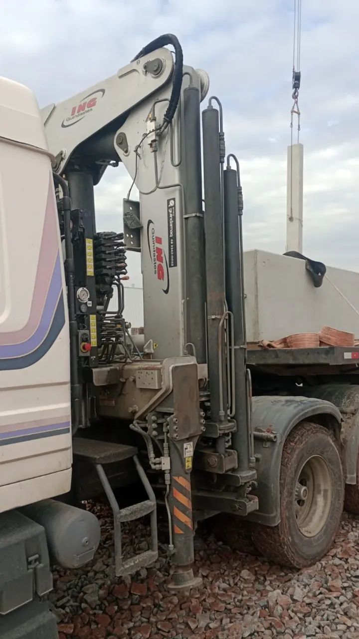 Scania 113 com munck ING 45.500 - Foto 5