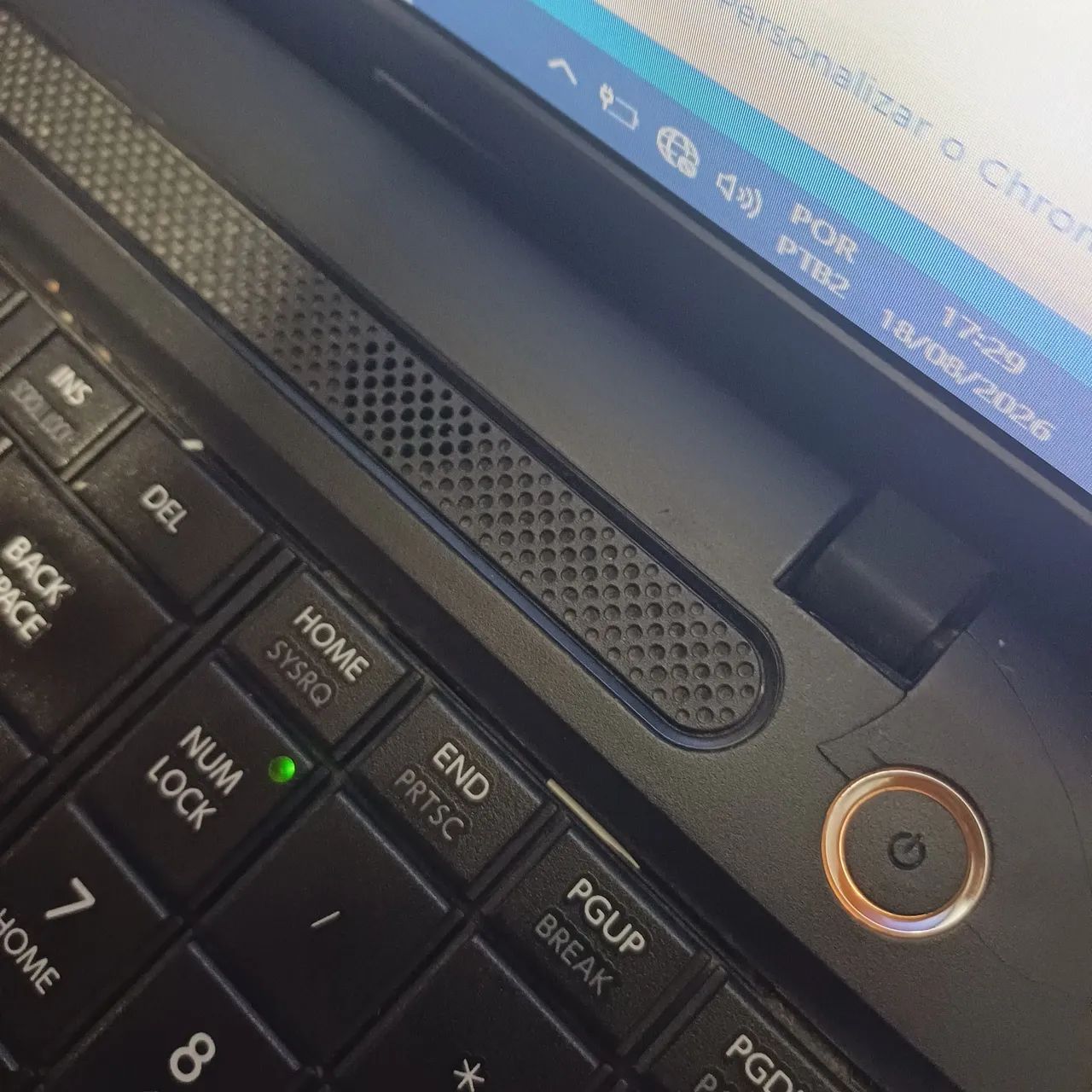 Vendo notebook HD de 500gb 6gb de ram 