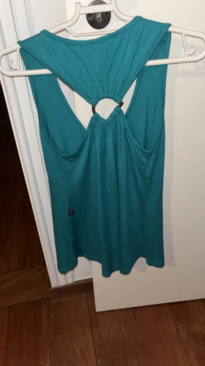 Lote de blusas camisetas  - Foto 4