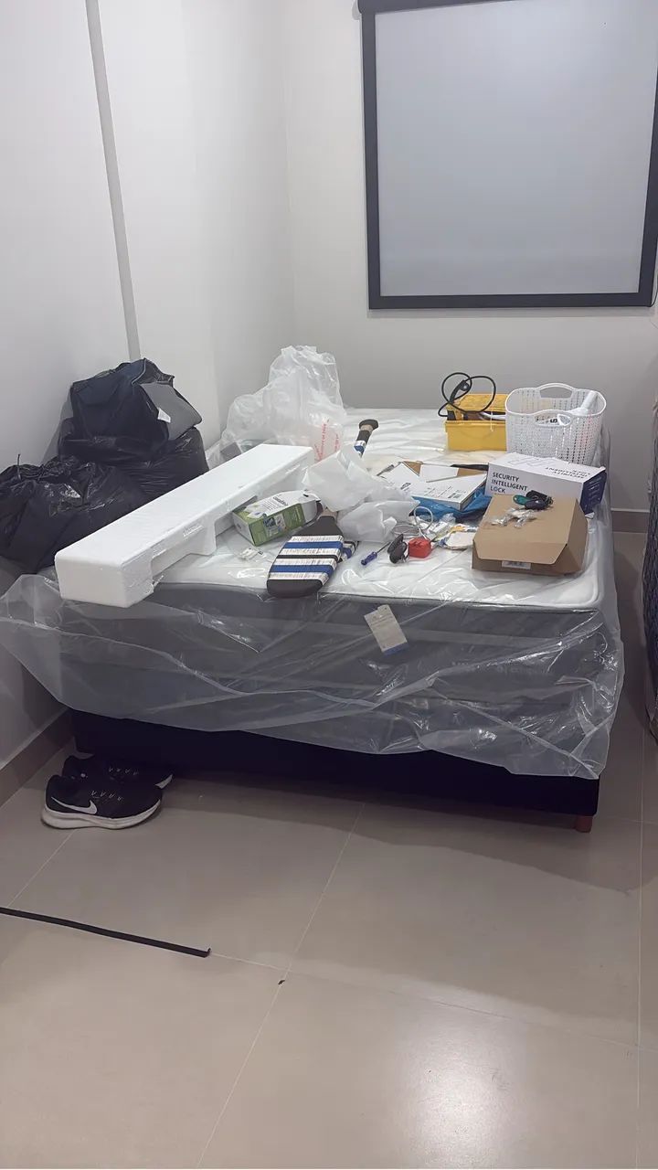 Vendo cama de casal nova na embalagem 