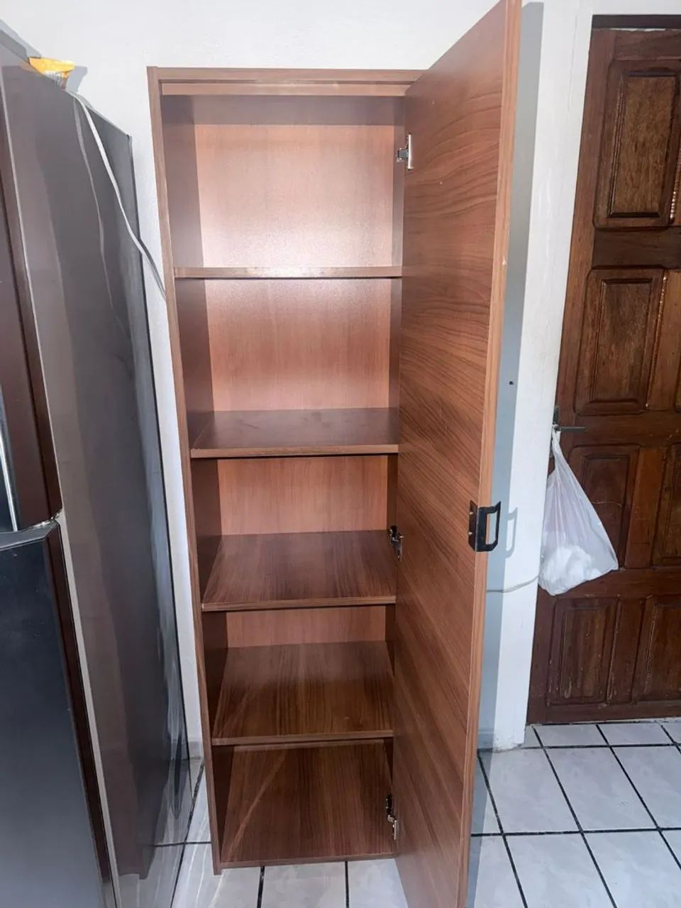 Estante multiuso com porta  - Foto 2
