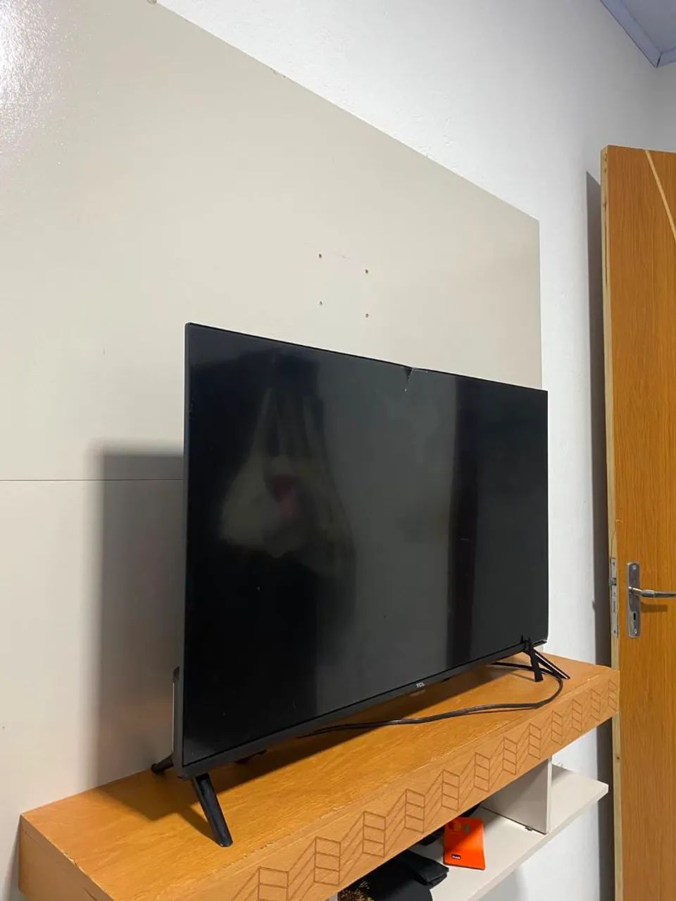 Tv para retirada de peça  - Foto 3