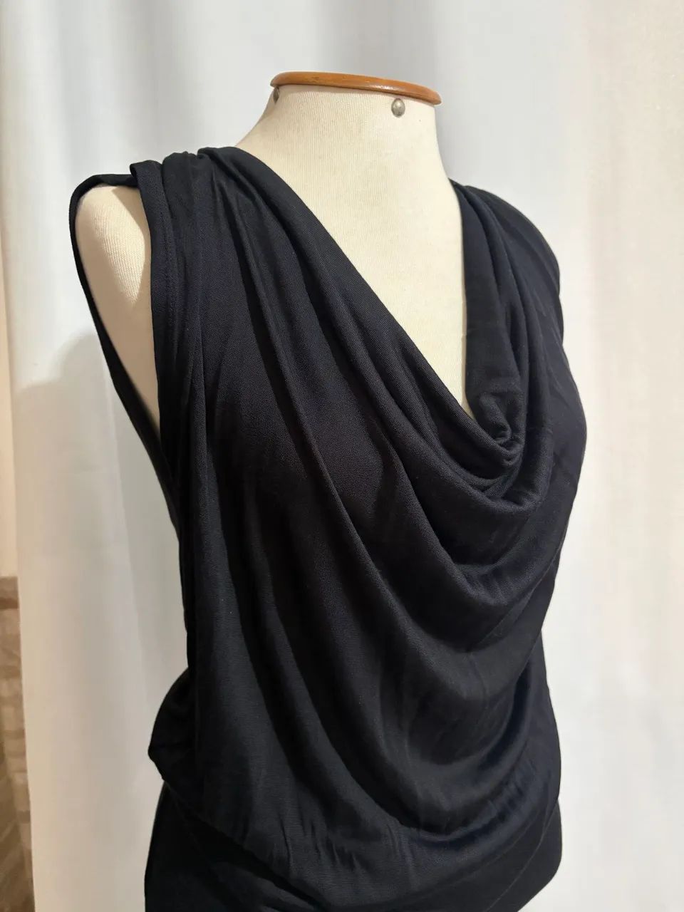 Vestido Cavalera Original - Tamanho M - Petro sem mangas